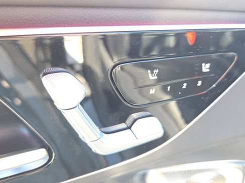 New 2026 Mercedes-Benz GLC 300 image 28