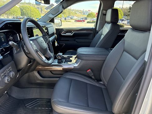 New 2026 Chevrolet Silverado 1500 RST AWD/4WD image 10
