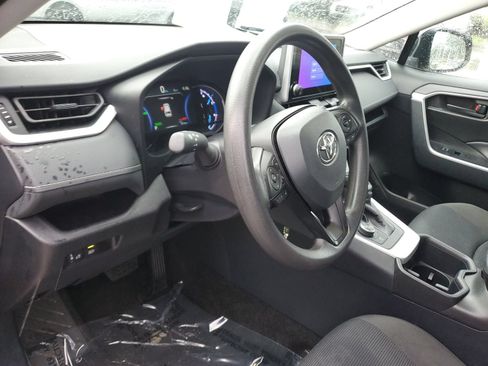 Certified 2025 Toyota RAV4 LE AWD/4WD image 19