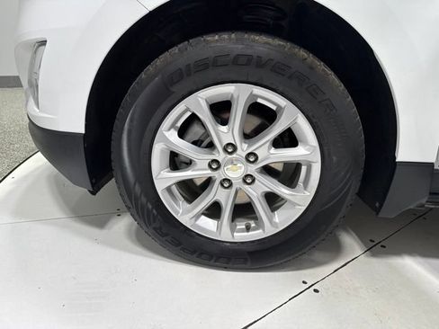Used 2020 Chevrolet Equinox LS AWD/4WD image 5