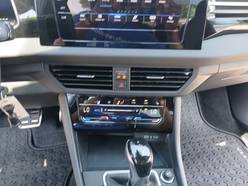 New 2026 Volkswagen Jetta Sport FWD image 17