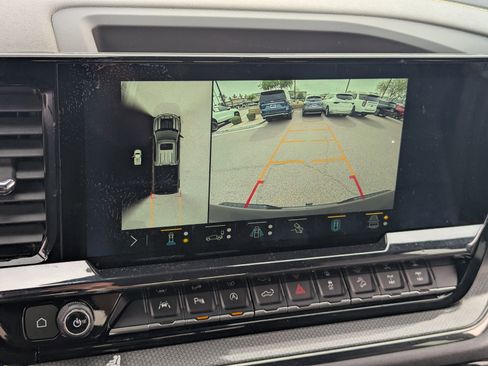 Certified 2023 Chevrolet Silverado 1500 ZR2 w/ Technology Package image 28