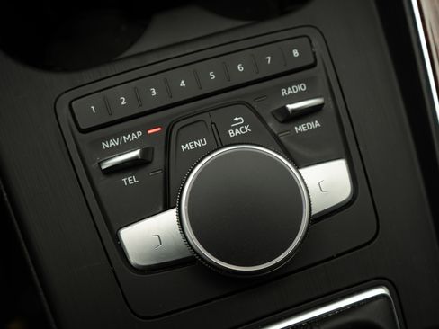 Used 2017 Audi A4 2.0T Ultra Premium w/ Audi MMI Navigation Plus image 31