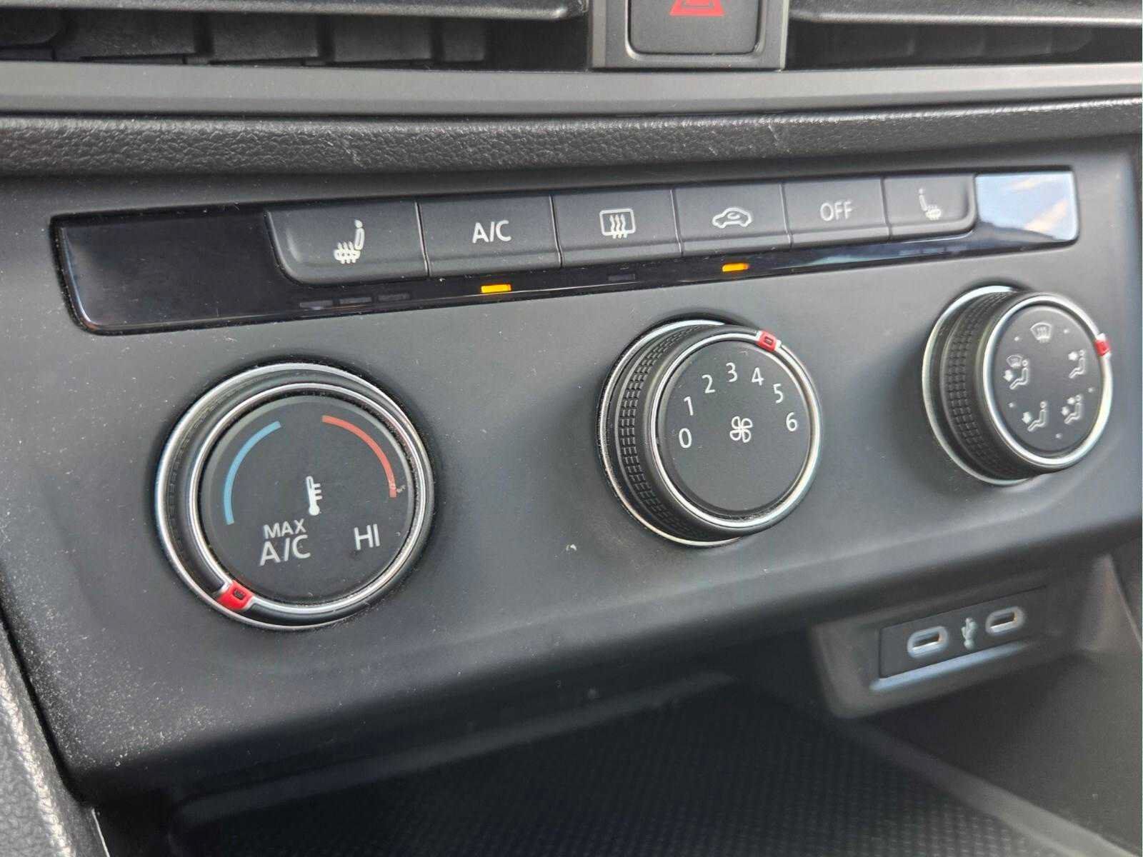 Used 2024 Volkswagen Jetta Sport FWD image 23