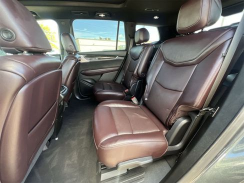 Used 2022 Cadillac XT6 Premium Luxury image 20