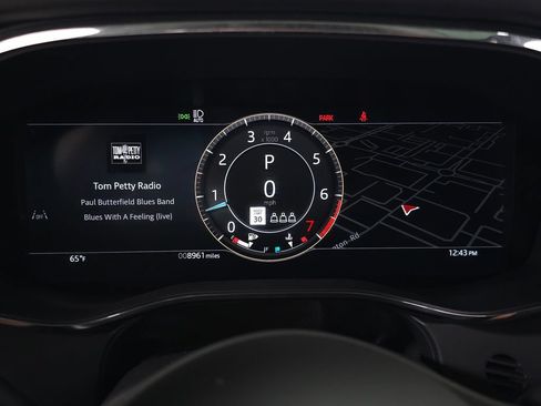 Used 2026 Jaguar F-PACE R-Dynamic S AWD/4WD image 24