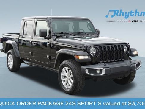 Used 2023 Jeep Gladiator Sport image 1