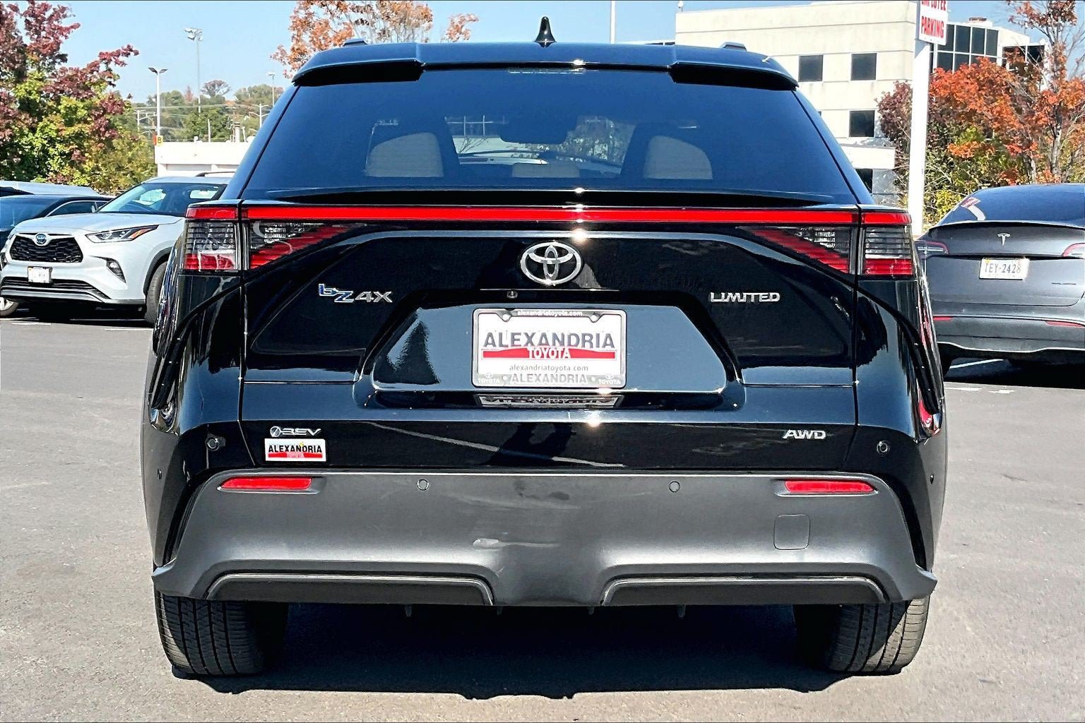 Used 2024 Toyota bZ4X AWD image 4