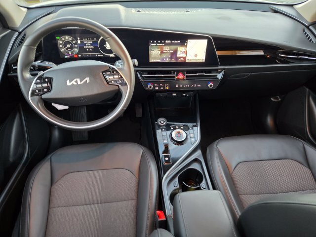 Used 2023 Kia Niro Wind FWD image 11