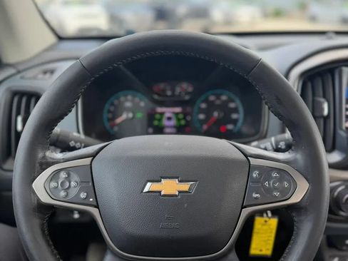 Used 2021 Chevrolet Colorado Z71 AWD/4WD image 13