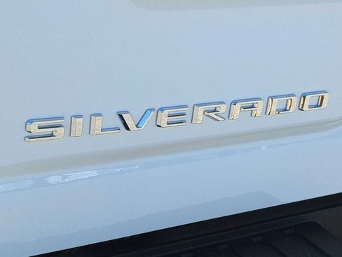 New 2026 Chevrolet Silverado 2500 Custom w/ Custom Convenience Package AWD/4WD image 9