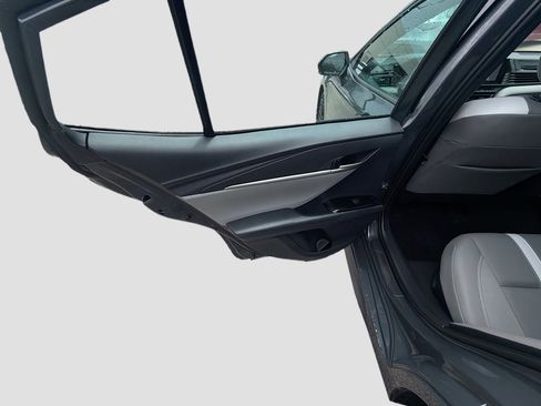 Used 2026 Toyota Camry SE FWD image 25