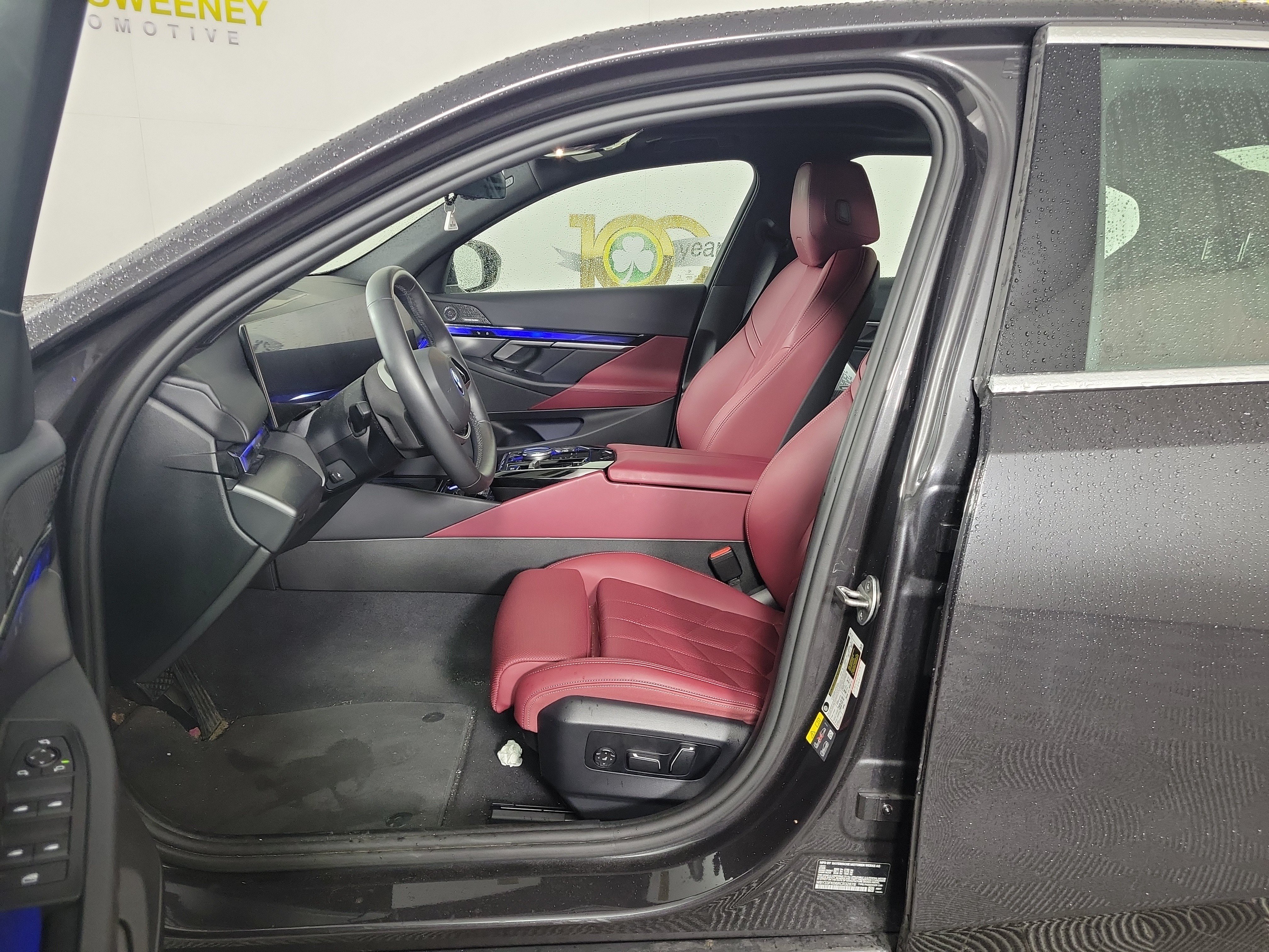 Used 2024 BMW i5 eDrive40i w/ Premium Package RWD image 5