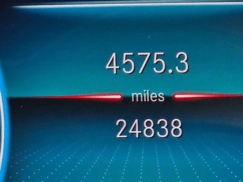 Used 2021 Mercedes-Benz GLA 250 4MATIC image 39