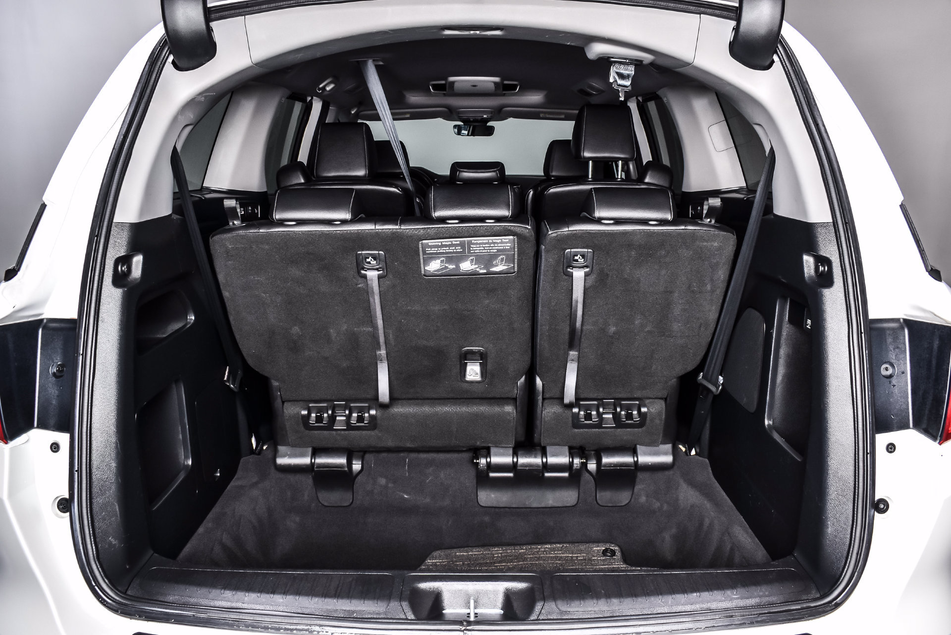 Used 2024 Honda Odyssey Touring image 7