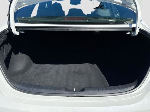 Used 2024 Kia Forte GT-Line w/ GT-Line Premium Package image 24