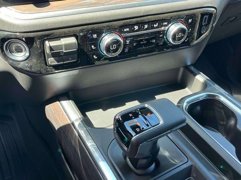 New 2026 GMC Sierra 1500 SLT w/ SLT Premium Plus Package image 27