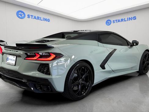 Used 2024 Chevrolet Corvette Stingray Convertible w/ Z51 Performance Package RWD image 19