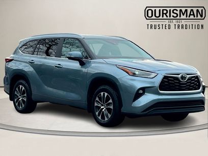 Used 2024 Toyota Highlander XLE