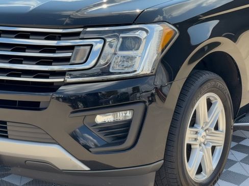 Used 2021 Ford Expedition XLT RWD image 12