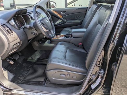 Used 2010 Nissan Murano LE w/ Navigation Pkg image 15