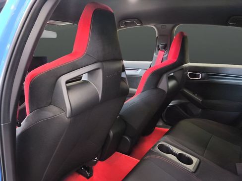 Used 2025 Honda Civic Type R image 12
