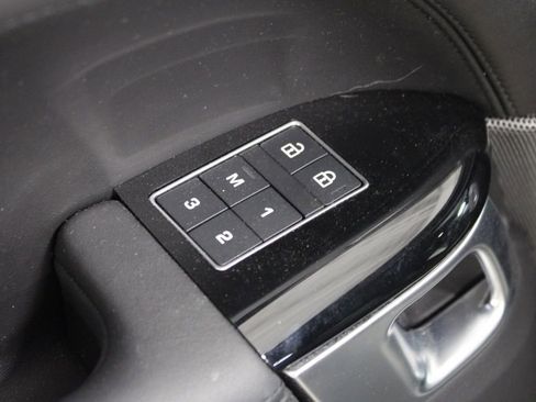 Used 2022 Land Rover Range Rover Sport HSE Dynamic image 19