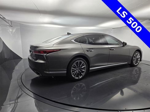 Used 2019 Lexus LS 500 image 14