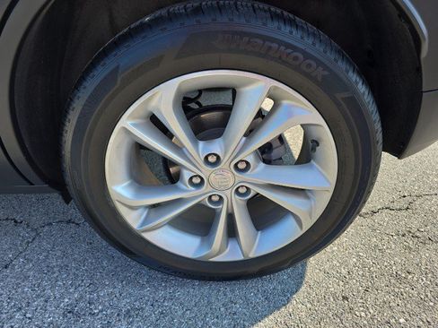 Used 2023 Buick Encore GX Preferred w/ Cold Weather Comfort Package FWD image 9