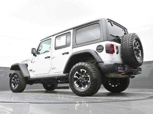 Used 2025 Jeep Wrangler Unlimited Rubicon image 51