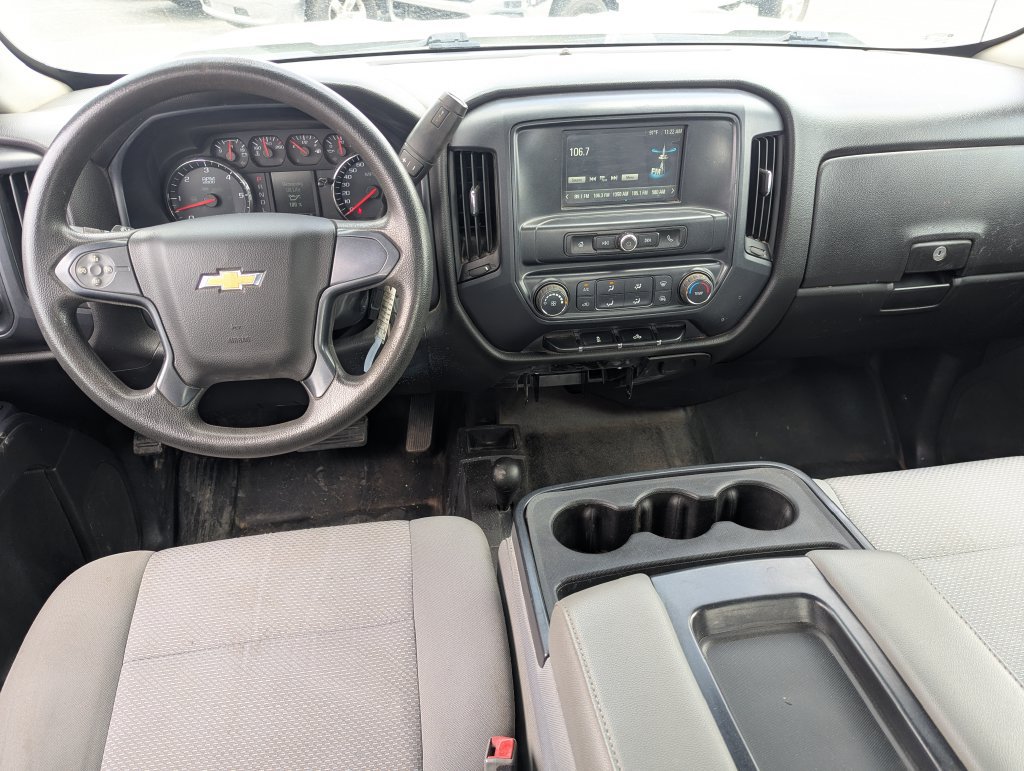 Used 2018 Chevrolet Silverado 1500 W/T w/ Trailering Package AWD/4WD image 25