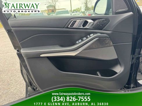 Used 2025 BMW X7 xDrive40i image 31