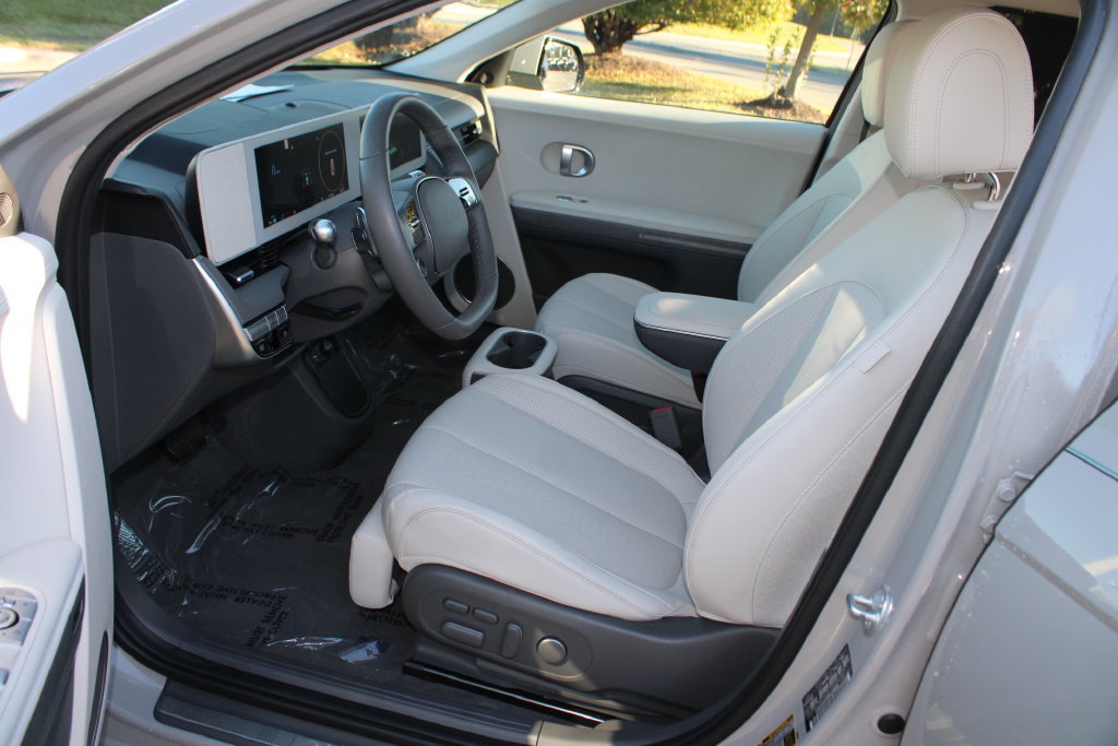 Used 2024 Hyundai Ioniq 5 Limited AWD/4WD image 11