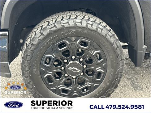 Used 2024 Chevrolet Silverado 3500 High Country w/ Technology Package image 18