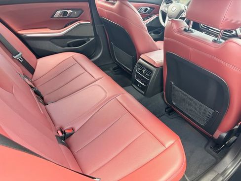 Used 2023 BMW 330i Sedan w/ Premium Package RWD image 18