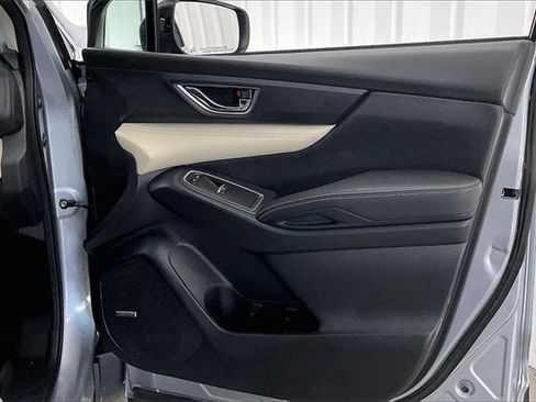 Used 2021 Subaru Ascent Limited image 22