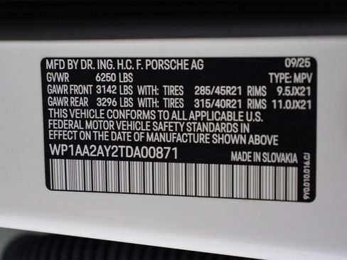 New 2026 Porsche Cayenne image 24