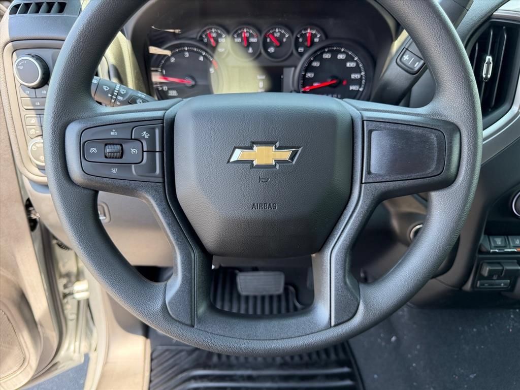 New 2026 Chevrolet Silverado 2500 Custom w/ Custom Value Package AWD/4WD image 10