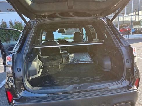 Certified 2026 Subaru Forester Touring AWD/4WD image 7