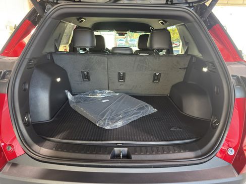 New 2026 Chevrolet Equinox LT w/ Convenience Package II image 7