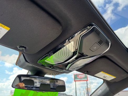 Used 2016 BMW 740i image 16