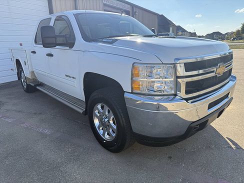 Used 2013 Chevrolet Silverado 3500 LT w/ Convenience Package RWD image 3