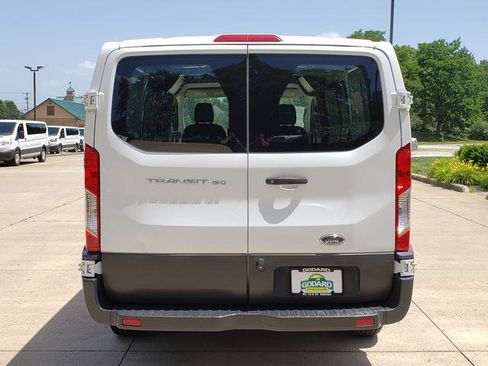 Used 2018 Ford Transit 150 130 Low Roof RWD image 4