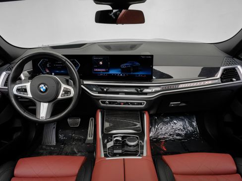Used 2025 BMW X6 xDrive40i w/ Climate Comfort Package AWD/4WD image 19