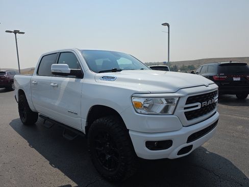 Used 2022 RAM 1500 Big Horn AWD/4WD image 3