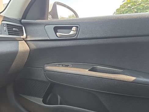Used 2020 Kia Optima LX FWD image 24