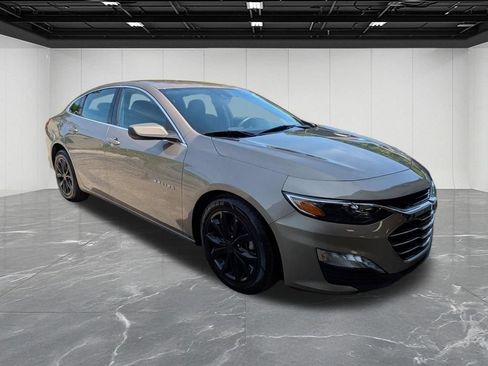 Used 2023 Chevrolet Malibu LT w/ Driver Confidence Package FWD image 8