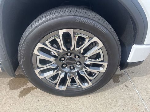 Certified 2023 GMC Sierra 1500 Denali Ultimate image 7