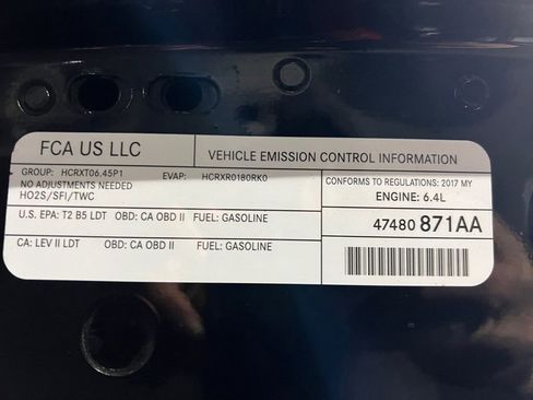 Used 2017 Jeep Grand Cherokee SRT image 45