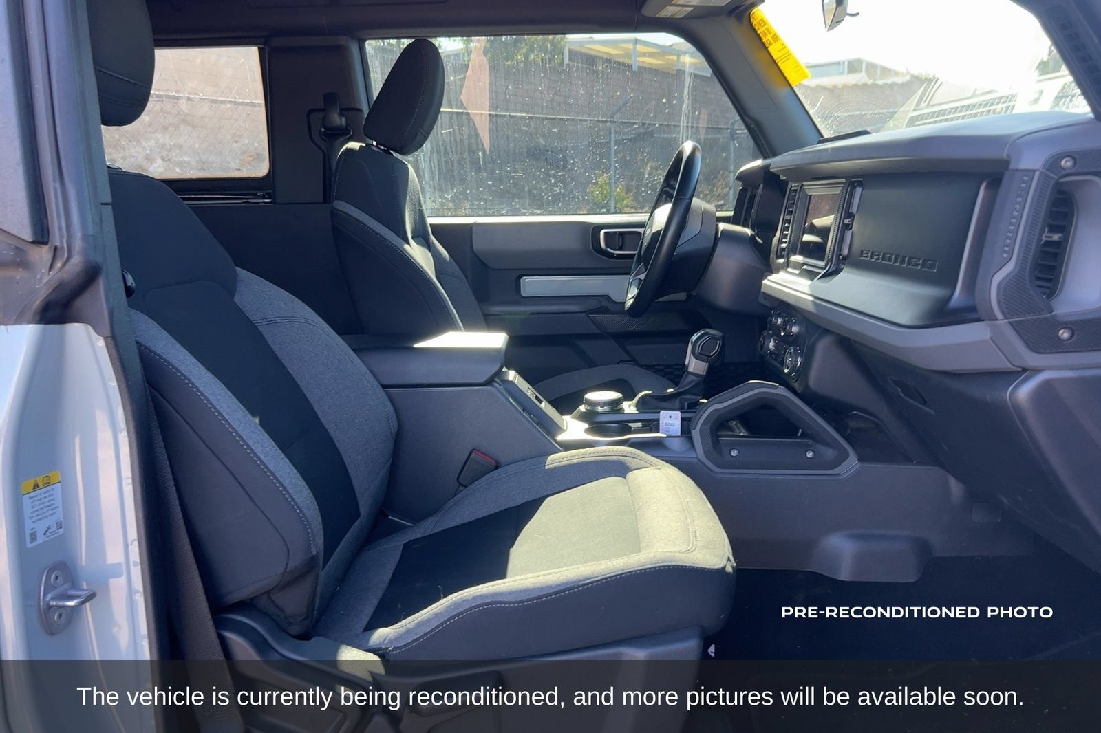 Used 2023 Ford Bronco Big Bend w/ Sasquatch Package AWD/4WD image 15